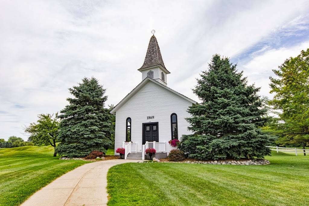 Apple Mountain | restaurant | 4519 N River Rd, Freeland, MI 48623, USA | 9897816789 OR +1 989-781-6789