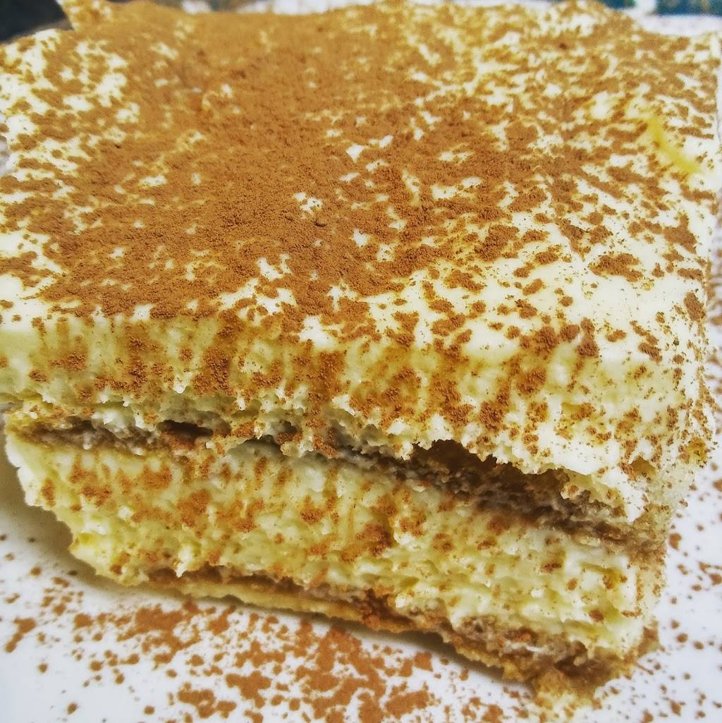 Bodega | meal takeaway | 11 W High St, Oxford, OH 45056, USA | 5135231338 OR +1 513-523-1338