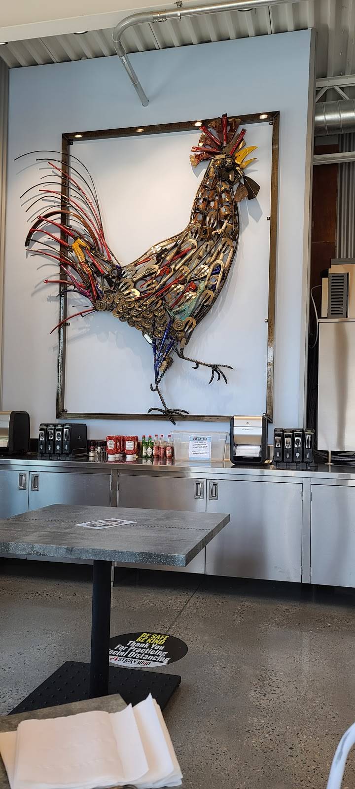 Sticky Bird Red Barn Farms | meal takeaway | 504 N Station Pkwy, Farmington, UT 84025, USA | 8017845885 OR +1 801-784-5885