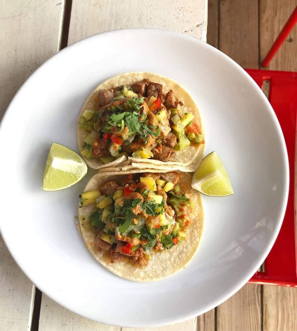 El Chucho - Cocina Superior | restaurant | 3313 11th St NW, Washington, DC 20010, USA | 2022903313 OR +1 202-290-3313