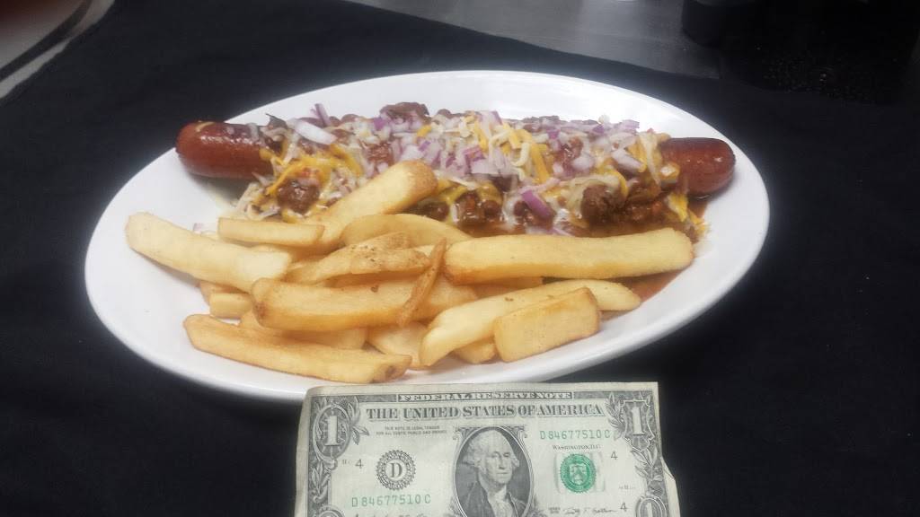 Whiskey Babes | restaurant | 33040 Simpson Rd, Winchester, CA 92596, USA | 9515990506 OR +1 951-599-0506