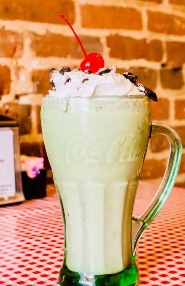 Dyers Cafe | restaurant | 101 N Center St, Collierville, TN 38017, USA | 9018507750 OR +1 901-850-7750