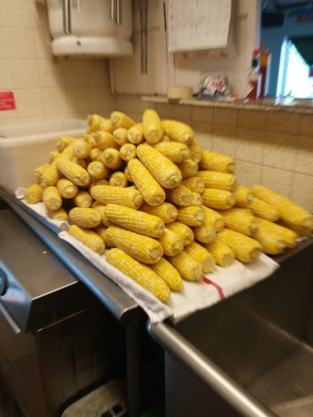 Creek Side Diner | restaurant | 717 W Baltimore Pike, Kennett Square, PA 19348, USA | 6109252826 OR +1 610-925-2826