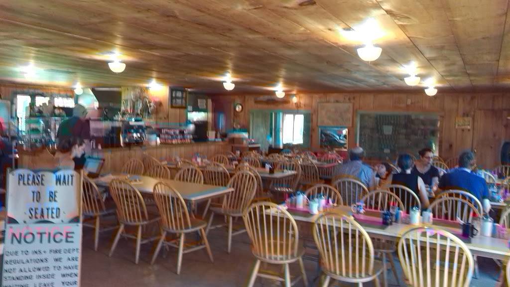 Davenport Maple Farm Restaurant | restaurant | 111 Tower Rd, Shelburne Falls, MA 01370, USA | 4136252866 OR +1 413-625-2866