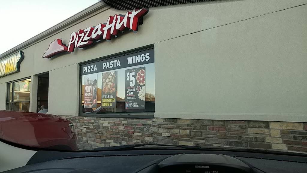 Pizza Hut | restaurant | 1505 E Sumner St, Hartford, WI 53027, USA | 2626737206 OR +1 262-673-7206