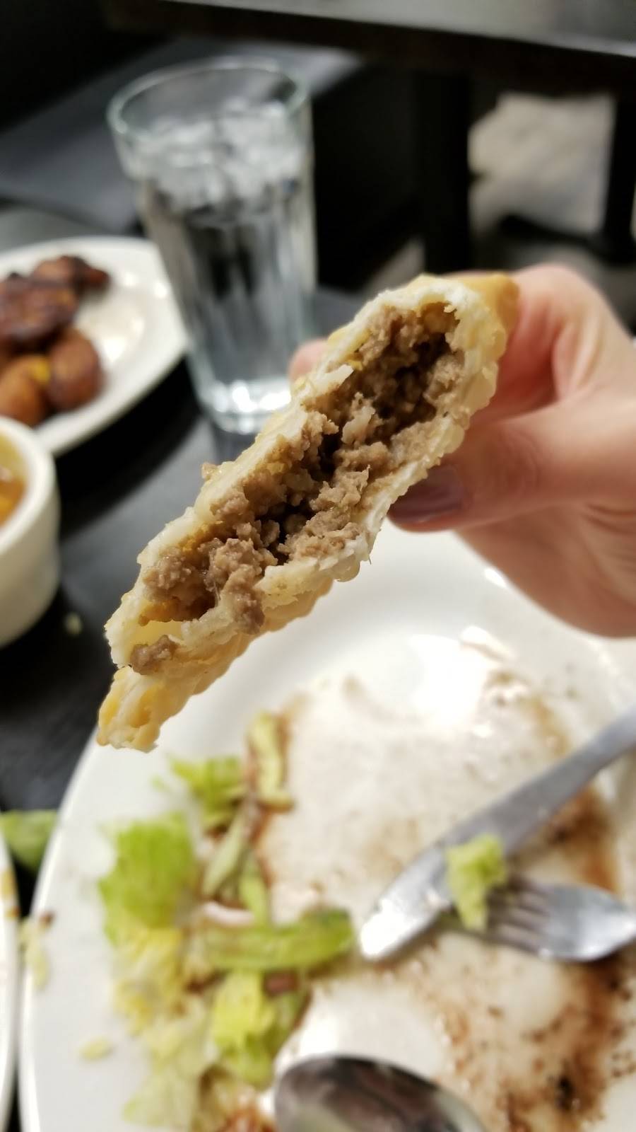 El Malecon Restaurant | restaurant | 1400 Anderson Ave #2, Fort Lee, NJ 07024, USA | 2019445400 OR +1 201-944-5400