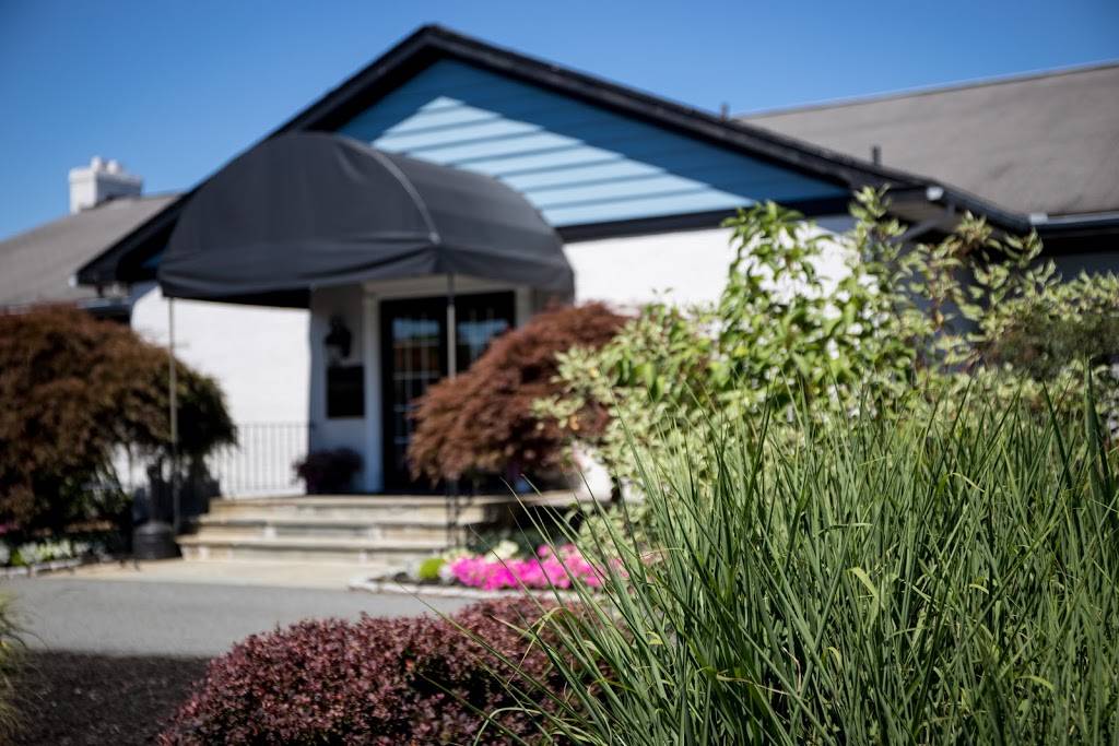 Chesapeake Bay Golf Club | restaurant | 128 Karen Dr, Rising Sun, MD 21911, USA | 4106584343 OR +1 410-658-4343