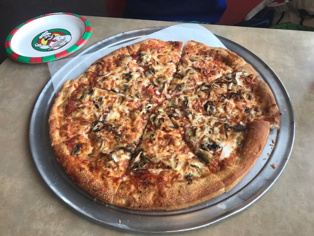 House of Pizza | restaurant | 335 W Main St, Hillsboro, NH 03244, USA | 6034645339 OR +1 603-464-5339