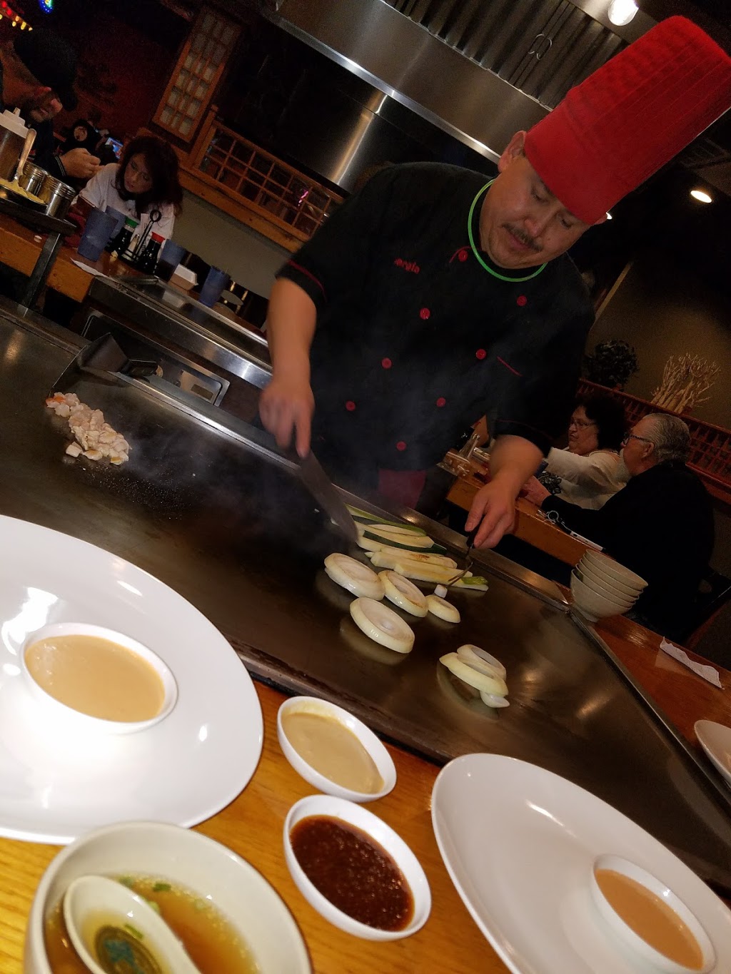 Fins and Grill | restaurant | 2631 McIngvale Rd #103, Hernando, MS 38632, USA | 6624292774 OR +1 662-429-2774