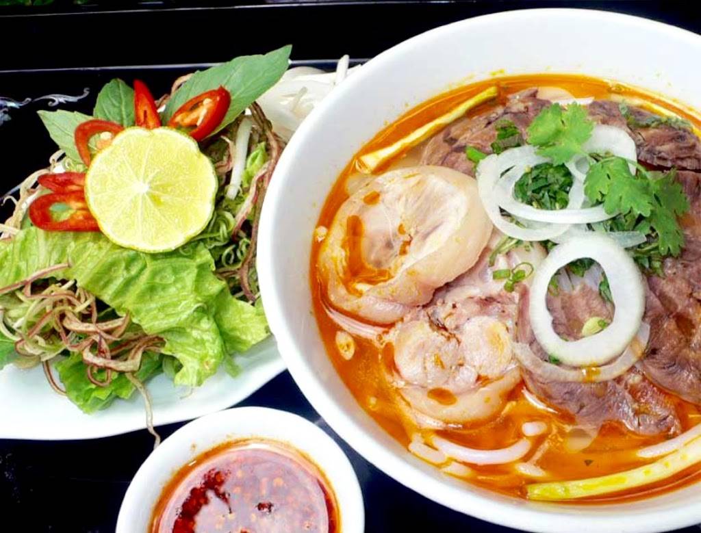 Pho Ton Express | restaurant | 8302 N Eldridge Pkwy s220, Houston, TX 77041, USA | 8329124052 OR +1 832-912-4052