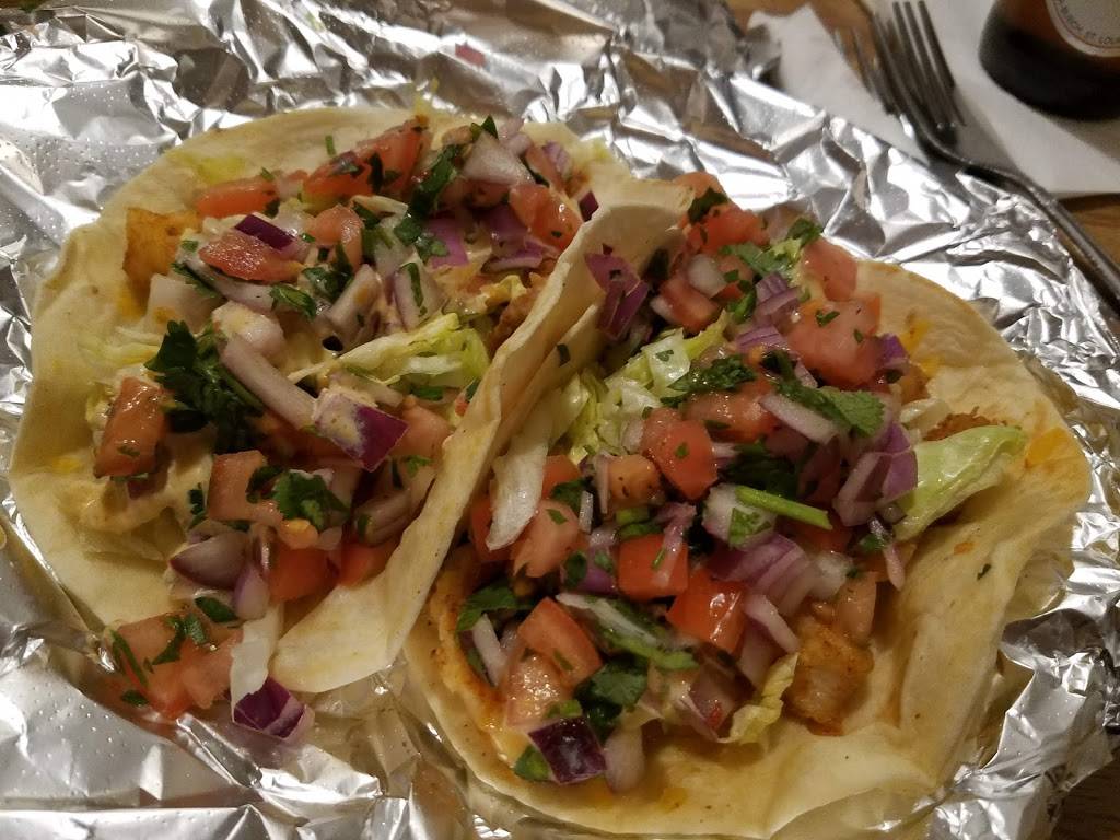 Mr Nicks | restaurant | 1926 West Rd, Trenton, MI 48183, USA | 7346710990 OR +1 734-671-0990