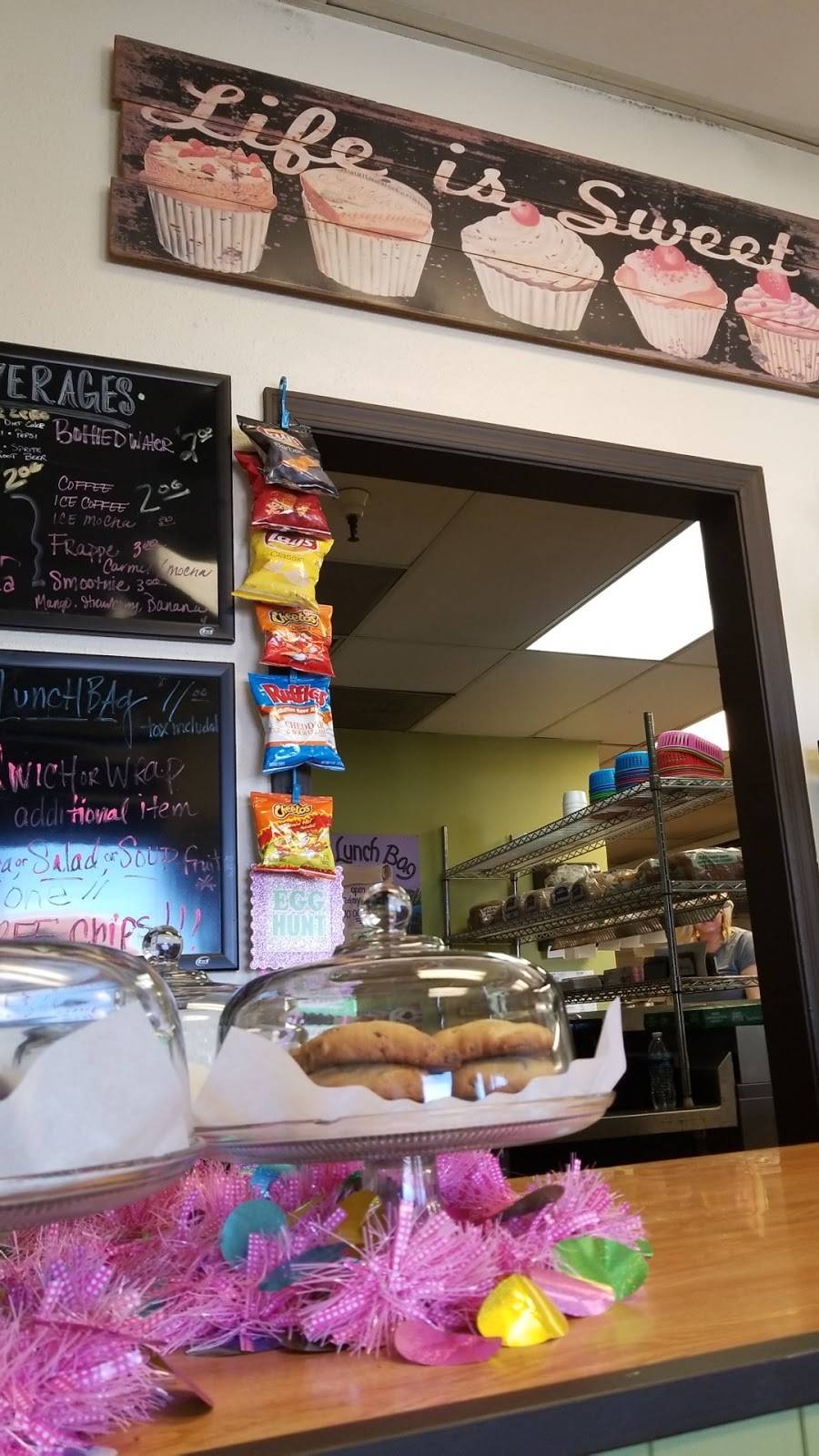 The Lunch Bag | restaurant | 8989 E Vía Linda #116, Scottsdale, AZ 85258, USA | 4808606659 OR +1 480-860-6659