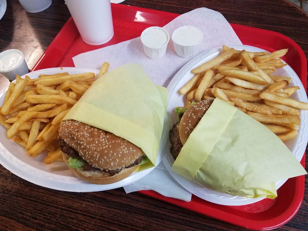 Tams Burgers 23 | restaurant | 2403, 303 N Alameda St, Compton, CA 90220, USA | 3106393045 OR +1 310-639-3045