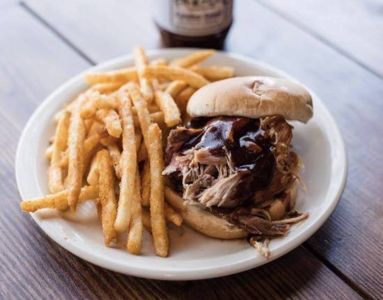 Sticky Fingers Ribhouse- BBQ Charleston | meal takeaway | 341 Johnnie Dodds Blvd, Mt Pleasant, SC 29464, USA | 8438567427 OR +1 843-856-7427