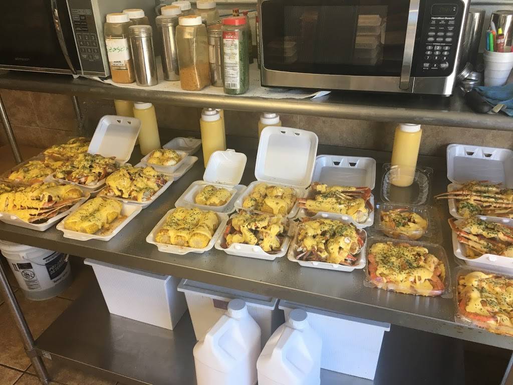 Zebos Crab Shack | restaurant | 4179, 1002 E Duval St, Lake City, FL 32055, USA | 3867193933 OR +1 386-719-3933