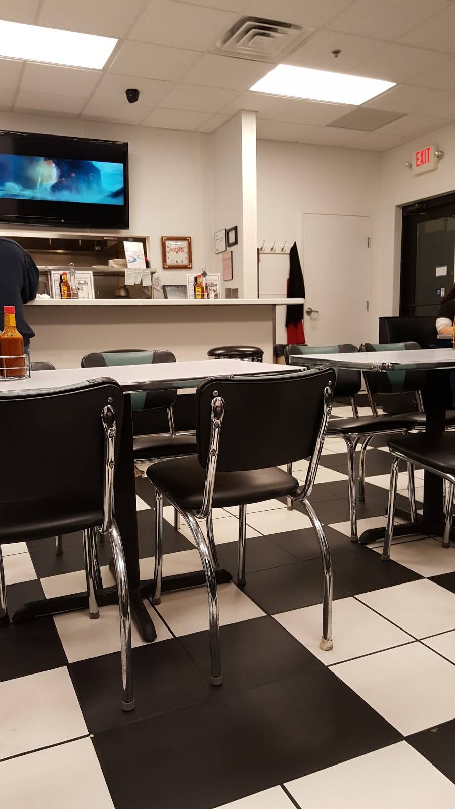 Tracks End Restaurant | restaurant | 3435 Amnicola Hwy, Chattanooga, TN 37406, USA | 4233218010 OR +1 423-321-8010