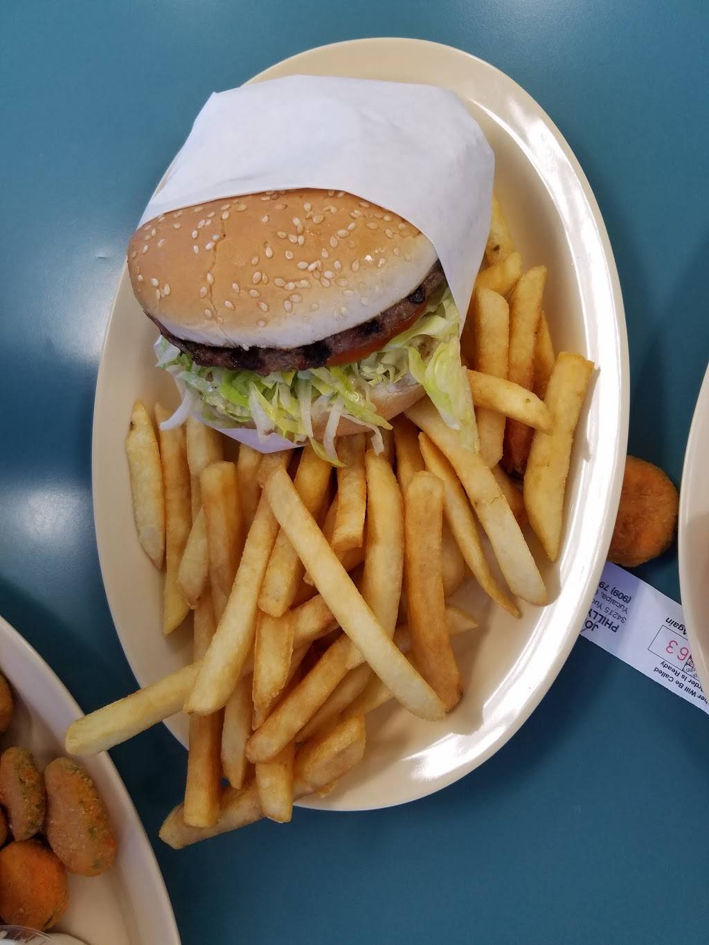 JOHNS PHILLY STEAK | restaurant | 34215 Yucaipa Blvd, Yucaipa, CA 92399, USA | 9097977922 OR +1 909-797-7922