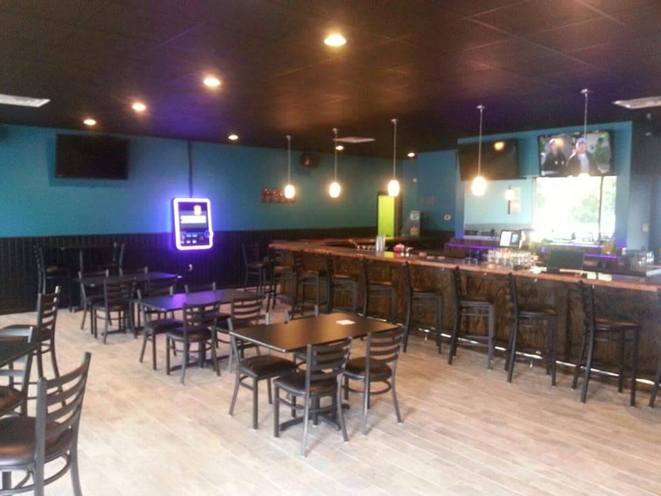 Kates Bar & Grill | restaurant | 30825 Euclid Ave, Wickliffe, OH 44092, USA | 4405691138 OR +1 440-569-1138