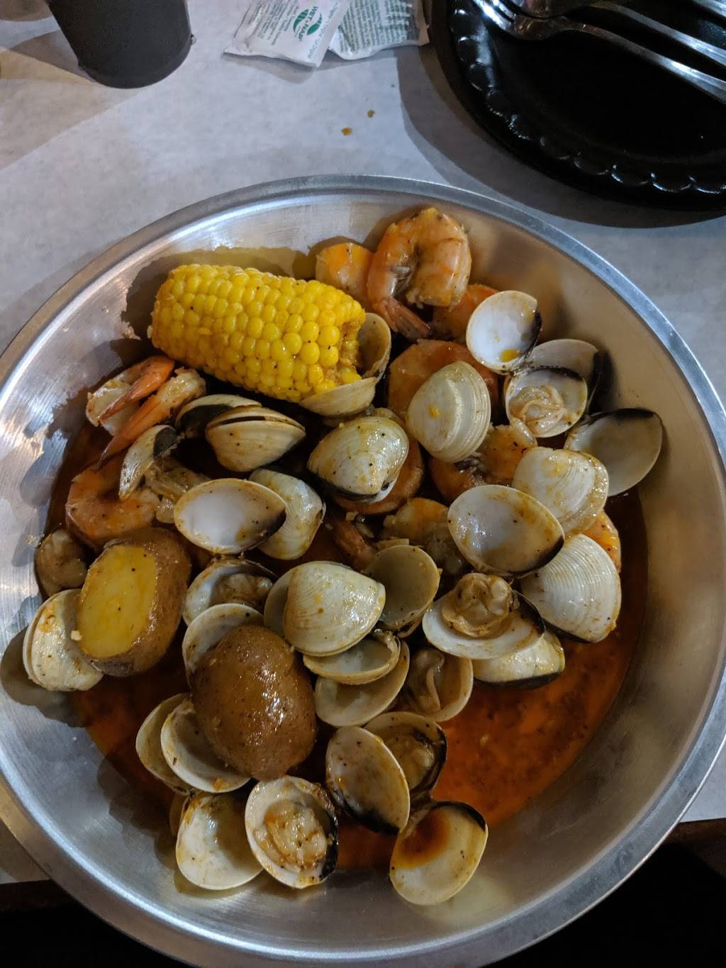 Red Crab Juicy Seafood - Lake Worth | restaurant | D 01, 6177 Jog Rd #04, Lake Worth, FL 33467, United States | 5616318638 OR +1 561-631-8638