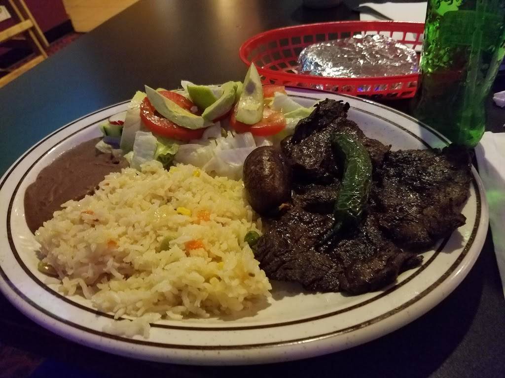 Bertas Salvadoran Kitchen | restaurant | 127 SW 153rd St, Burien, WA 98166, USA | 2068592776 OR +1 206-859-2776