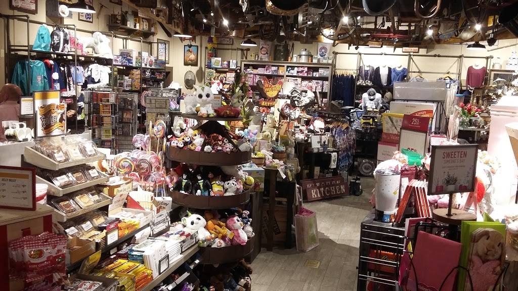 Cracker Barrel Old Country Store | restaurant | 1740 PA-228, Cranberry Twp, PA 16066, USA | 7247410464 OR +1 724-741-0464