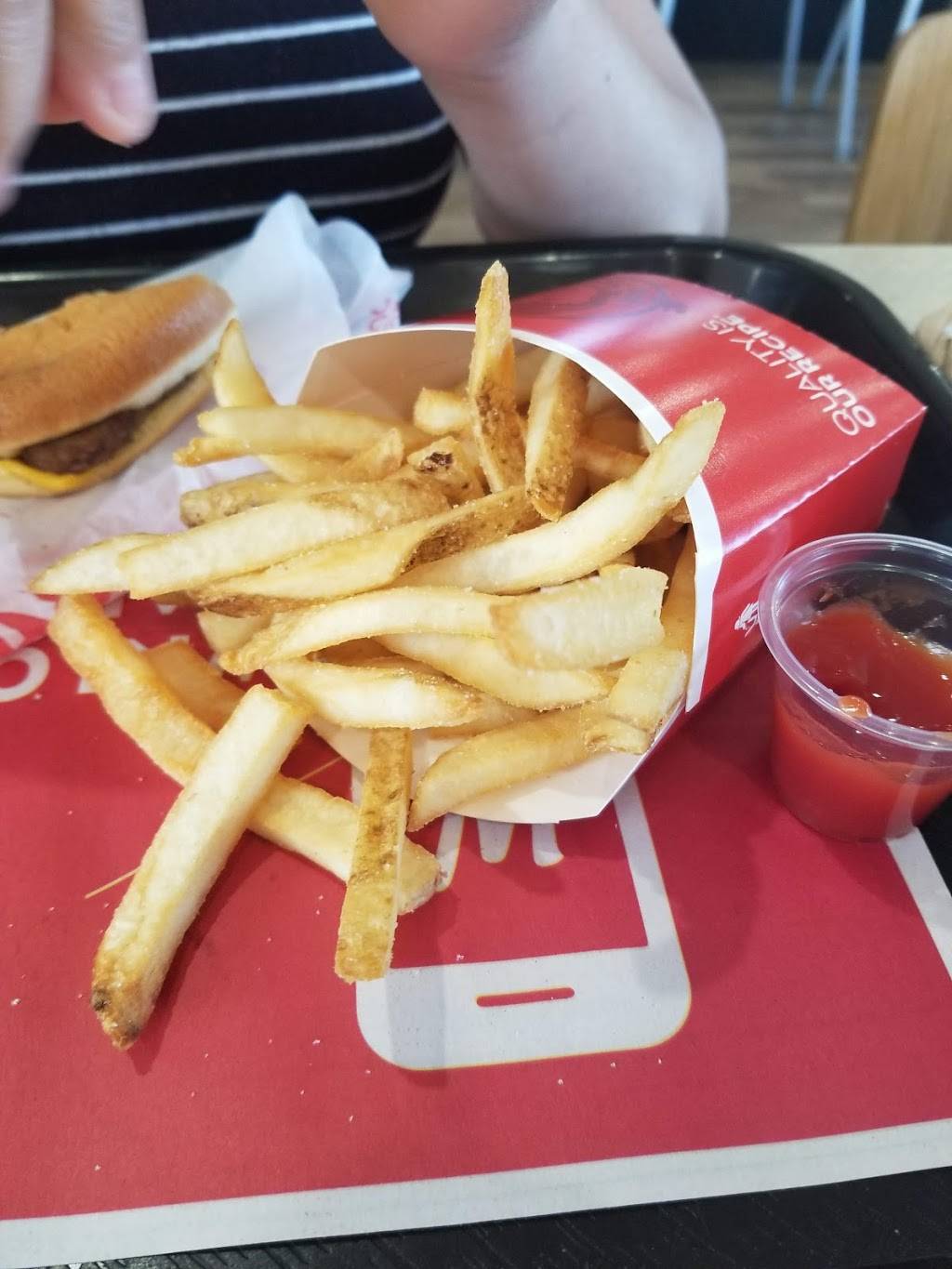 Wendys | restaurant | 21130 Kuykendahl Rd, Spring, TX 77379, USA | 8322847505 OR +1 832-284-7505