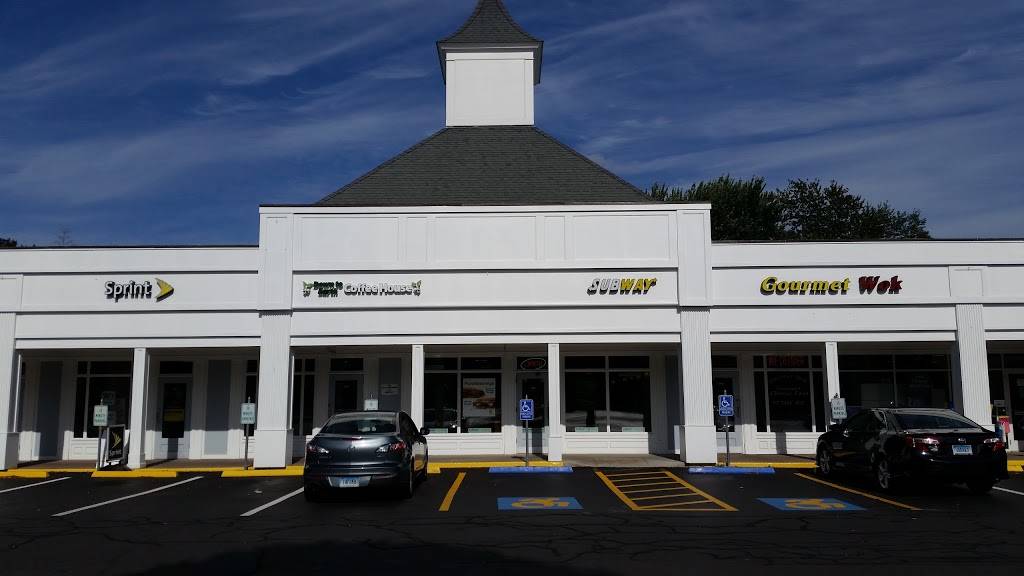 Subway | restaurant | 2858 Main St, Glastonbury, CT 06033, USA | 8606579810 OR +1 860-657-9810