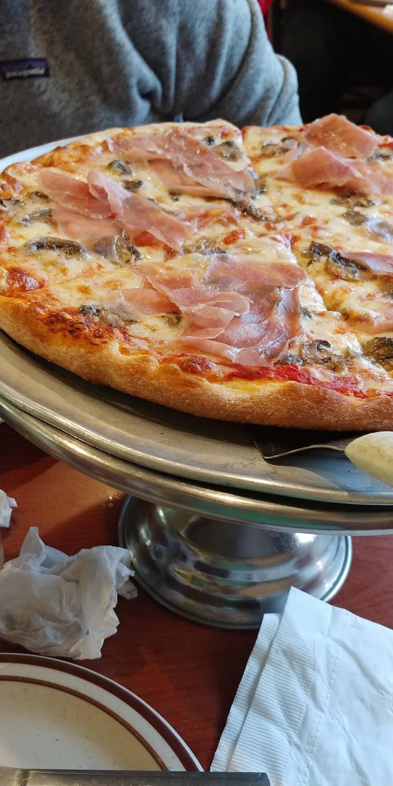 Tony and Dominicks Pizza | restaurant | 1808 Newport Gap Pike, Wilmington, DE 19808, USA | 3023846063 OR +1 302-384-6063