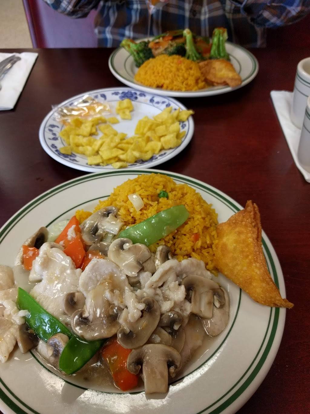 Peking Chinese & Grill | restaurant | 45 Market Pl Dr # 105, Rocky Mount, VA 24151, USA | 5404833399 OR +1 540-483-3399