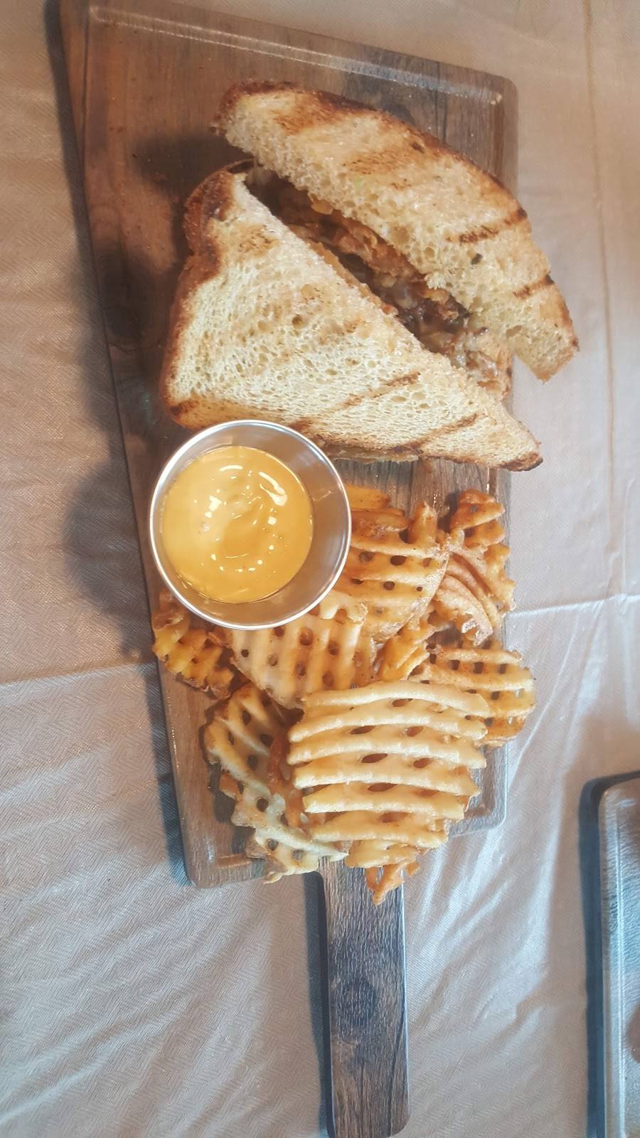 The Grill at Windmill Station | restaurant | 2007 2nd Avenue suite D and E, Summerville, SC 29486, USA | 8433778470 OR +1 843-377-8470