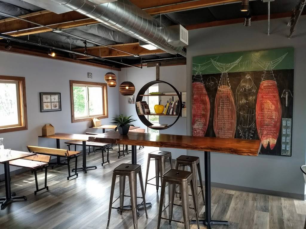 The PicNic Table | restaurant | 18672 142nd Ave NE, Woodinville, WA 98072, USA | 2066832900 OR +1 206-683-2900