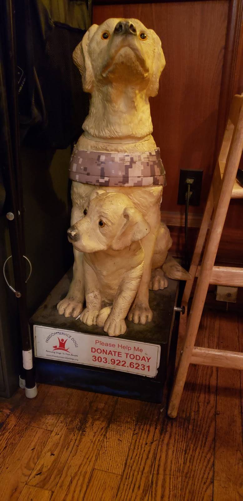 The Thirsty Parrot Bar & Grill | restaurant | 32 S Tejon St, Colorado Springs, CO 80903, USA | 7198841094 OR +1 719-884-1094