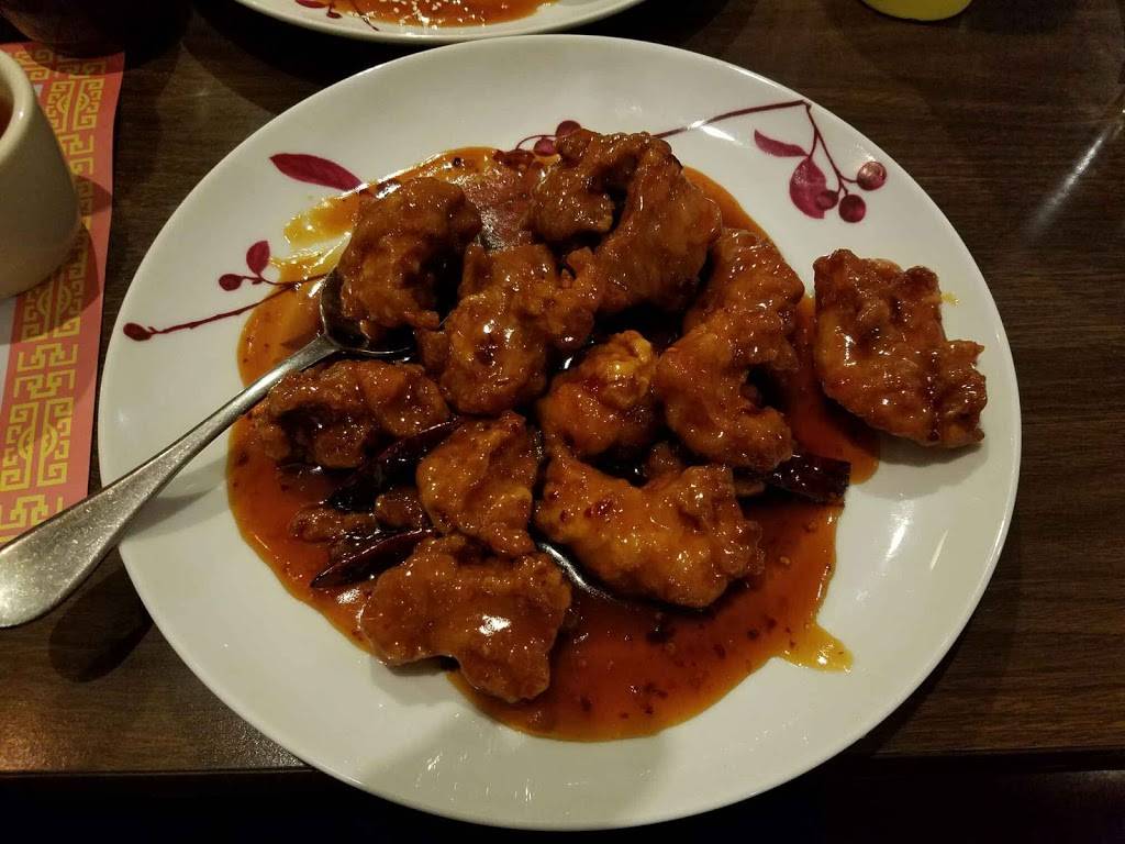 Golden Wok Inn | restaurant | 4976 Library Rd, Bethel Park, PA 15102, USA | 4128317744 OR +1 412-831-7744