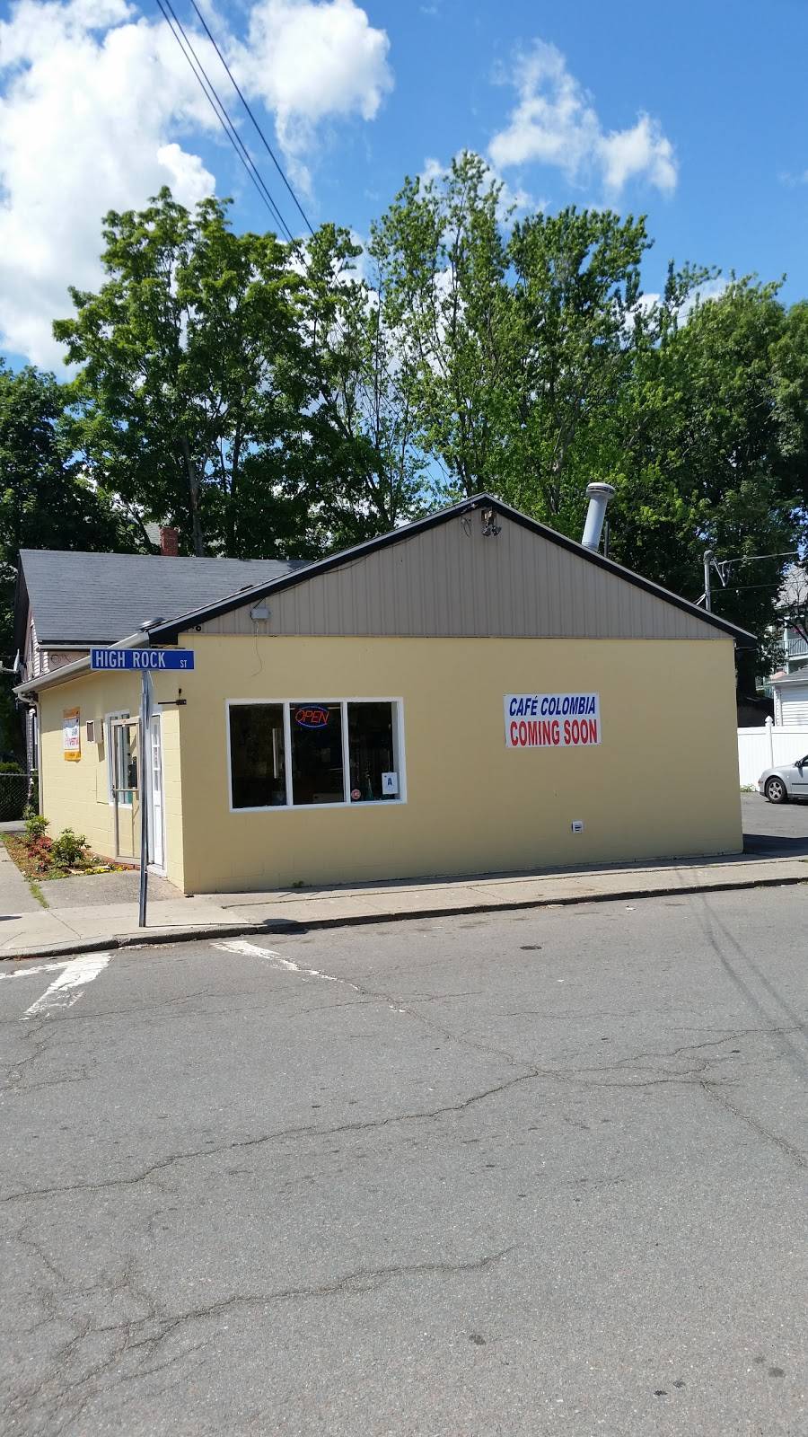 Cafe Colombia | restaurant | 34 Acorn St, Lynn, MA 01902, USA | 7815932444 OR +1 781-593-2444