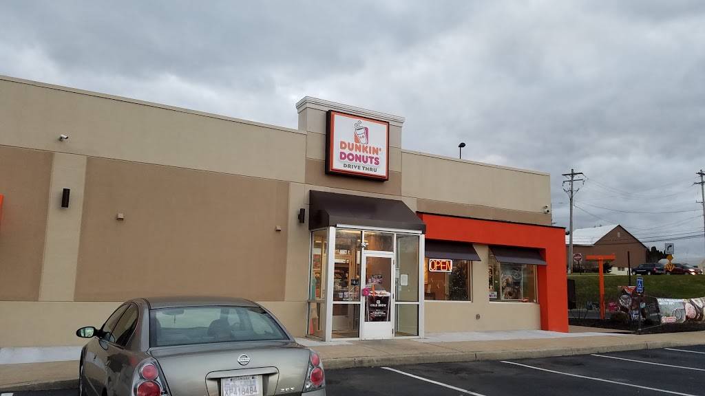 Dunkin | bakery | 760 Commons Dr, Parkesburg, PA 19365, USA | 6108573582 OR +1 610-857-3582
