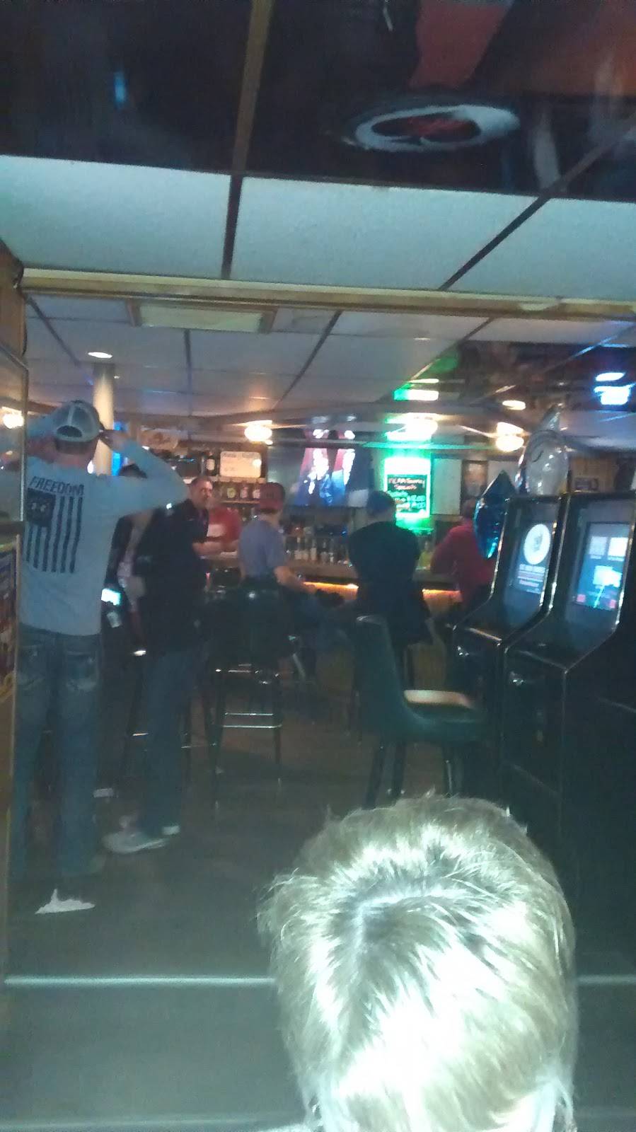 Stokes Pub | restaurant | 1633 E Racine St, Janesville, WI 53545, USA | 6087541998 OR +1 608-754-1998