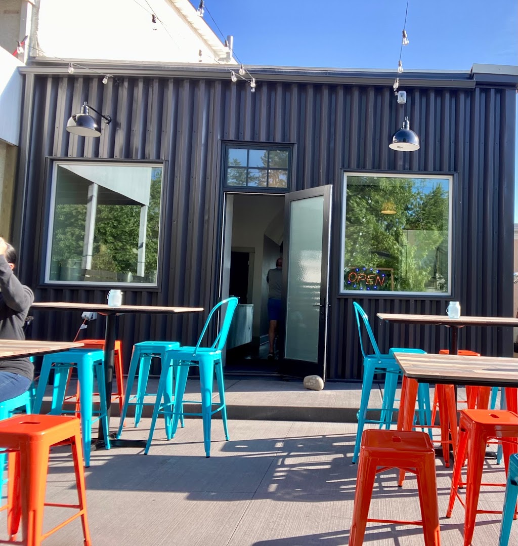 RiverTime. Wine ~ Beer ~ Amusements | restaurant | 418 2nd St, Pepin, WI 54759, USA | 6127088598 OR +1 612-708-8598