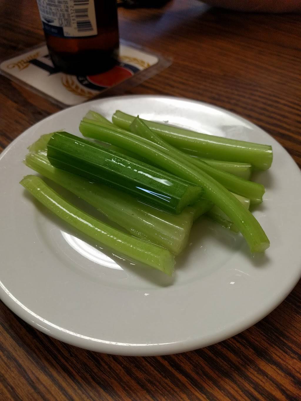 Gregs Place Wings | restaurant | 2736 S Chickasaw Trail, Orlando, FL 32829, USA | 4072777789 OR +1 407-277-7789