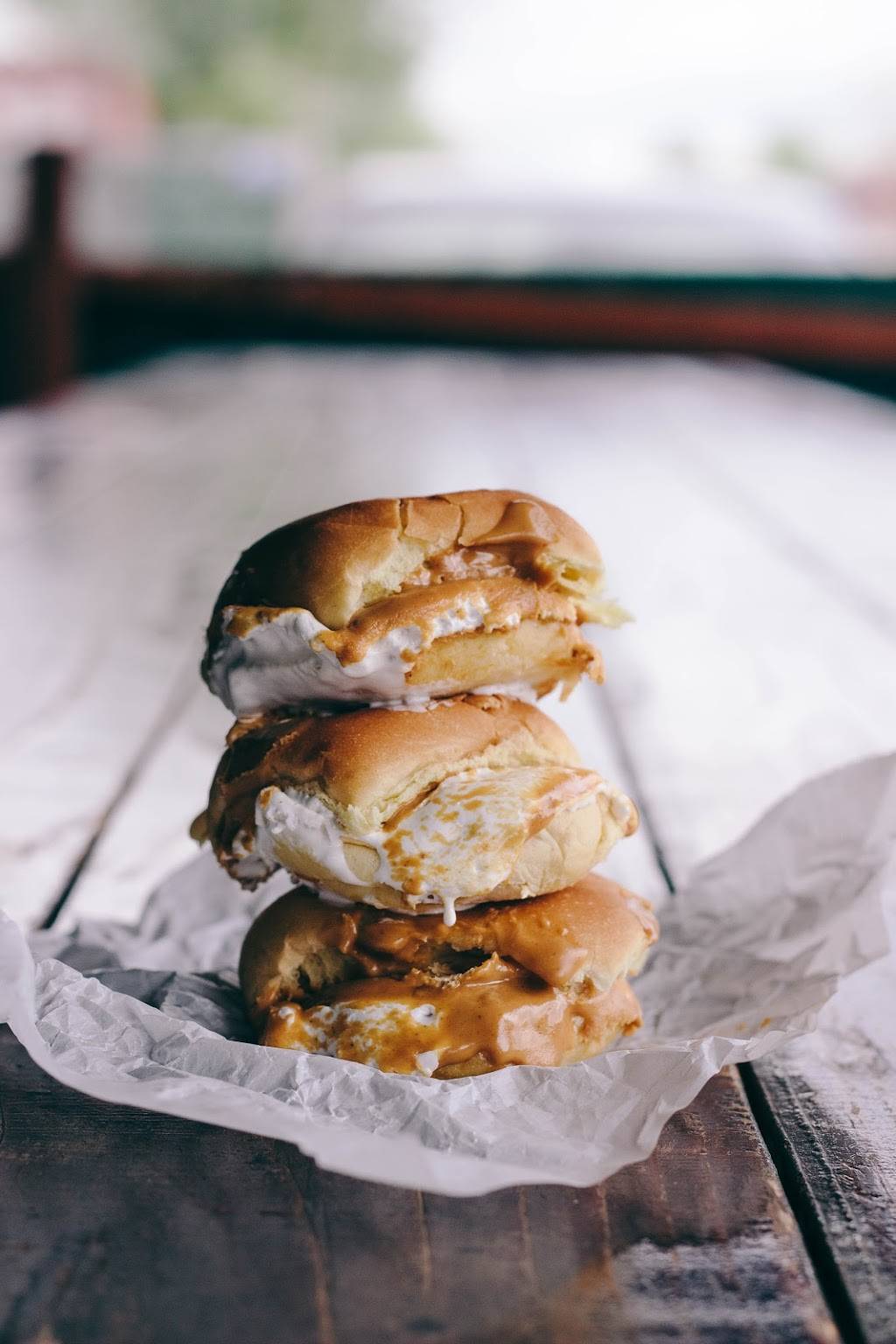 Green Dot Stables | restaurant | 410 S Clippert St, Lansing, MI 48912, USA | 5175744214 OR +1 517-574-4214