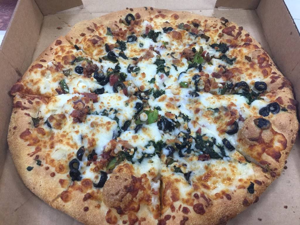 Ginas Pizza | restaurant | 505a D St, New Bern, NC 28560, USA | 2526339333 OR +1 252-633-9333