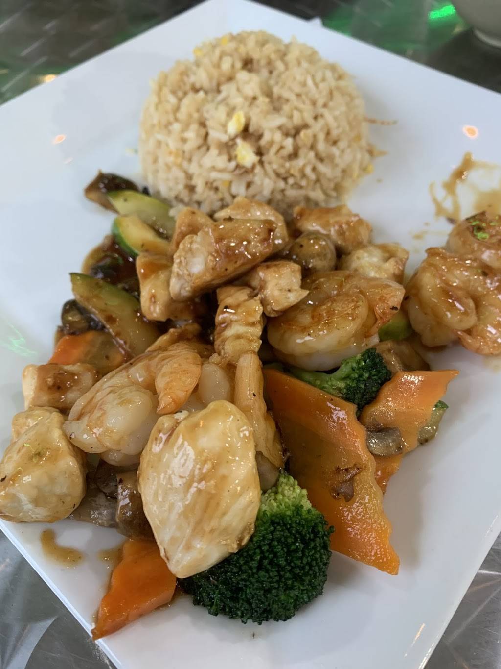 Golden City 2 | restaurant | 3000 Meadow Lake Dr Ste 113, Birmingham, AL 35242, USA | 2055822385 OR +1 205-582-2385