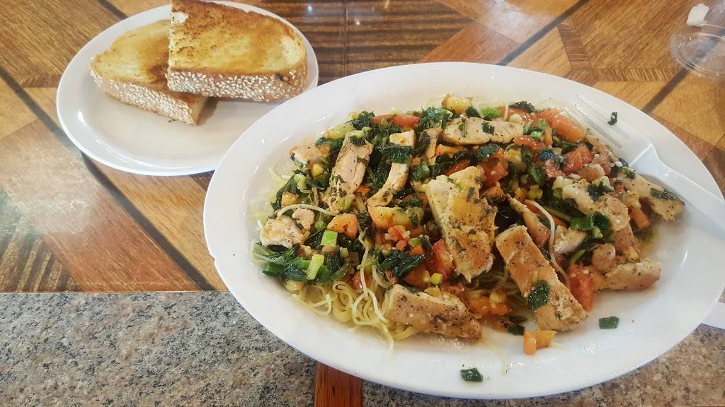 Full Moon Family Restaurant | restaurant | 1300 Skokie Hwy, Lake Bluff, IL 60044, USA | 8476890733 OR +1 847-689-0733