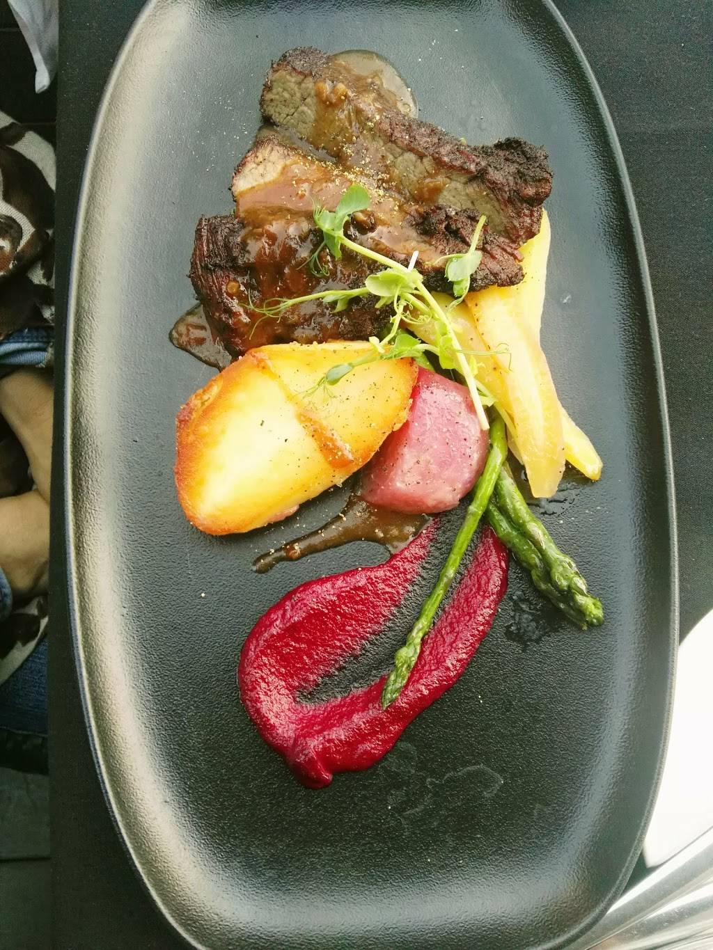 Graffiti | restaurant | 1191 Avenue Cartier, Québec, QC G1R 2S9, Canada | 4185294949 OR +1 418-529-4949