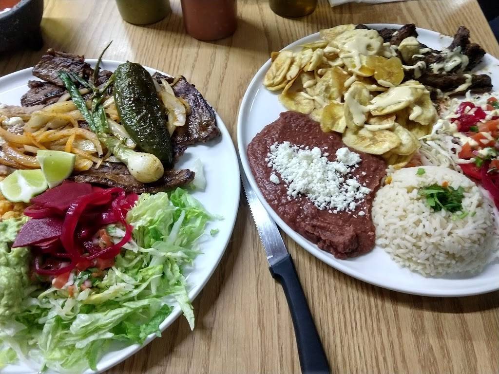 El Tipico | restaurant | 4329 Lonas Dr, Knoxville, TN 37909, USA | 8655834008 OR +1 865-583-4008