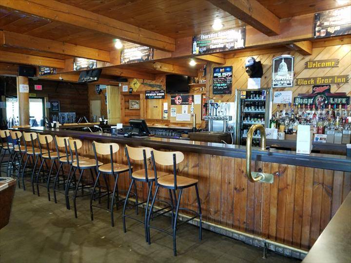 Black Bear Inn | restaurant | 320 W Cottage Grove Rd, Cottage Grove, WI 53527, USA | 6088395222 OR +1 608-839-5222