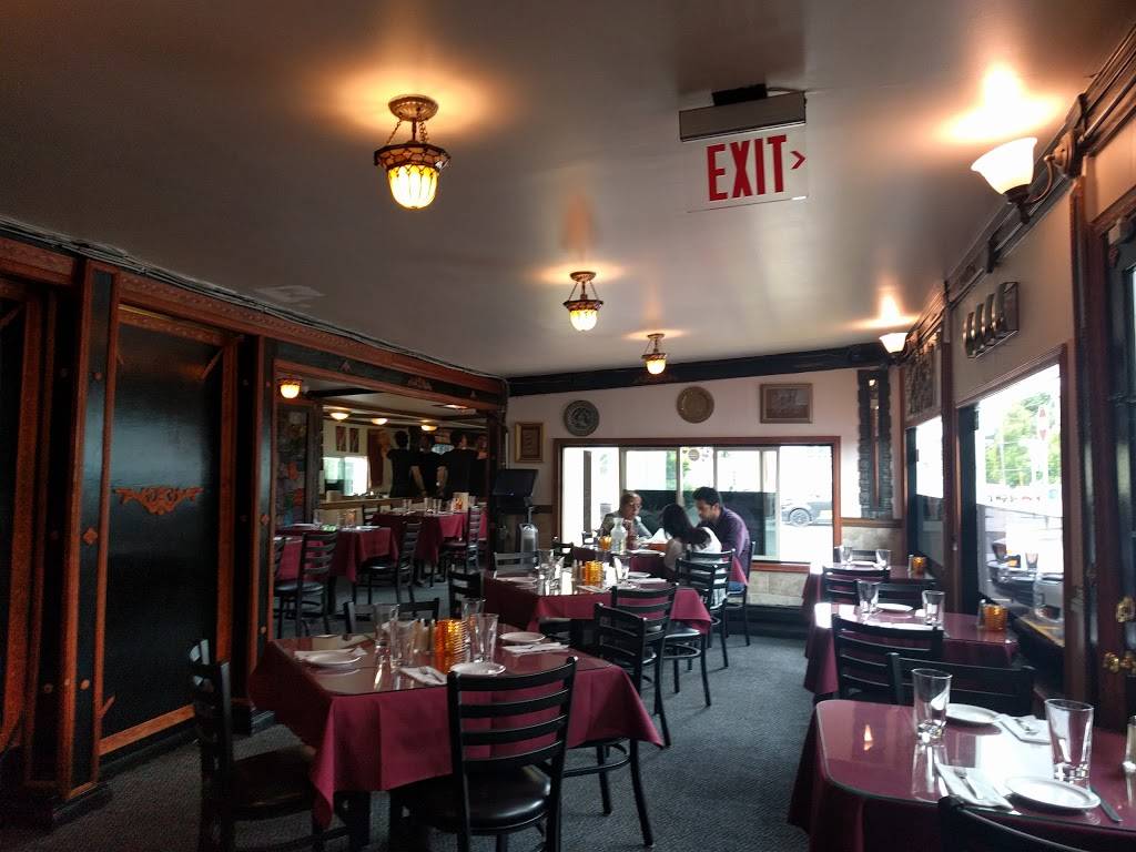 Taste of India | restaurant | 5517 Roosevelt Way NE, Seattle, WA 98105, USA | 2065281575 OR +1 206-528-1575