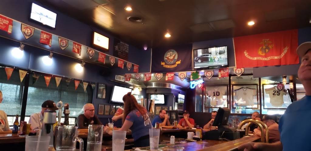 Bobby Vs Sports Gallery Cafe | cafe | 4301 S Bowen Rd, Arlington, TX 76016, USA | 8174679922 OR +1 817-467-9922