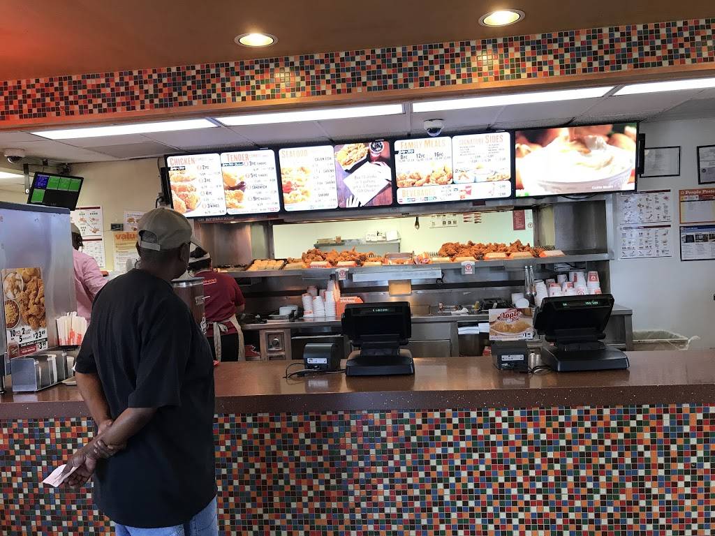 Popeyes Louisiana Kitchen | restaurant | 1 Cranbrook Rd, Cockeysville, MD 21030, USA | 4106670229 OR +1 410-667-0229