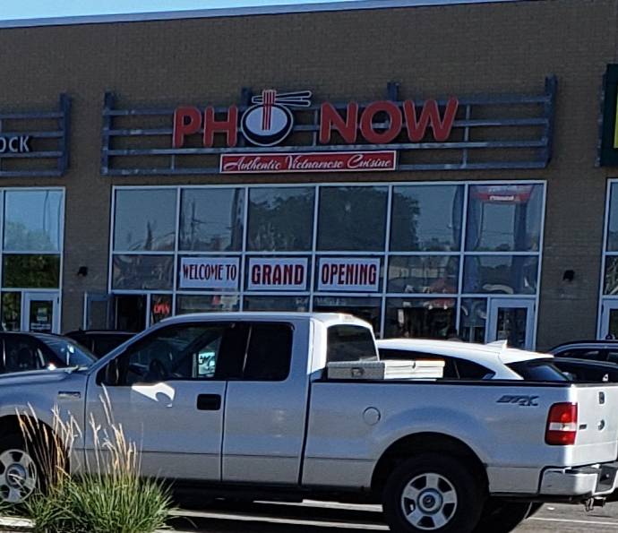 Pho Now | restaurant | 2561 St Clair Ave W #6, Toronto, ON M6N 4Z5, Canada | 4167608882 OR +1 416-760-8882