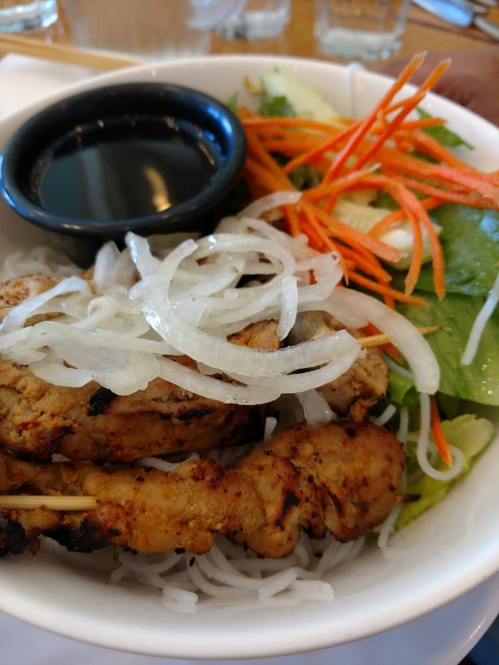 Dung Gia Restaurant | restaurant | 1436 Miner St, Des Plaines, IL 60016, USA | 8478034402 OR +1 847-803-4402